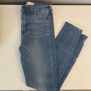 Abercrombie ankle jeans